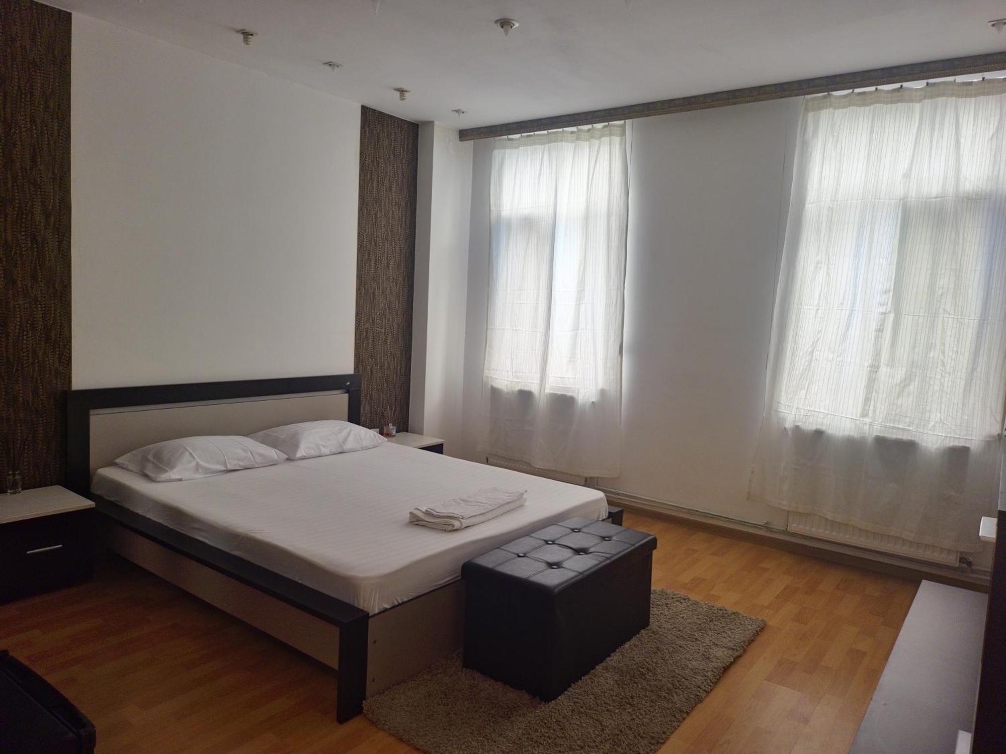 Aparthotel Yanis Bucareste Exterior foto